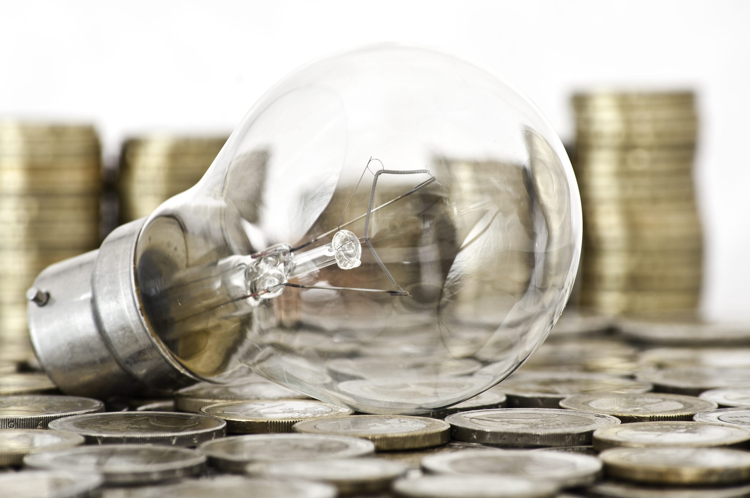 Financial management and cost control for the Medium-Voltage Network EPC project.