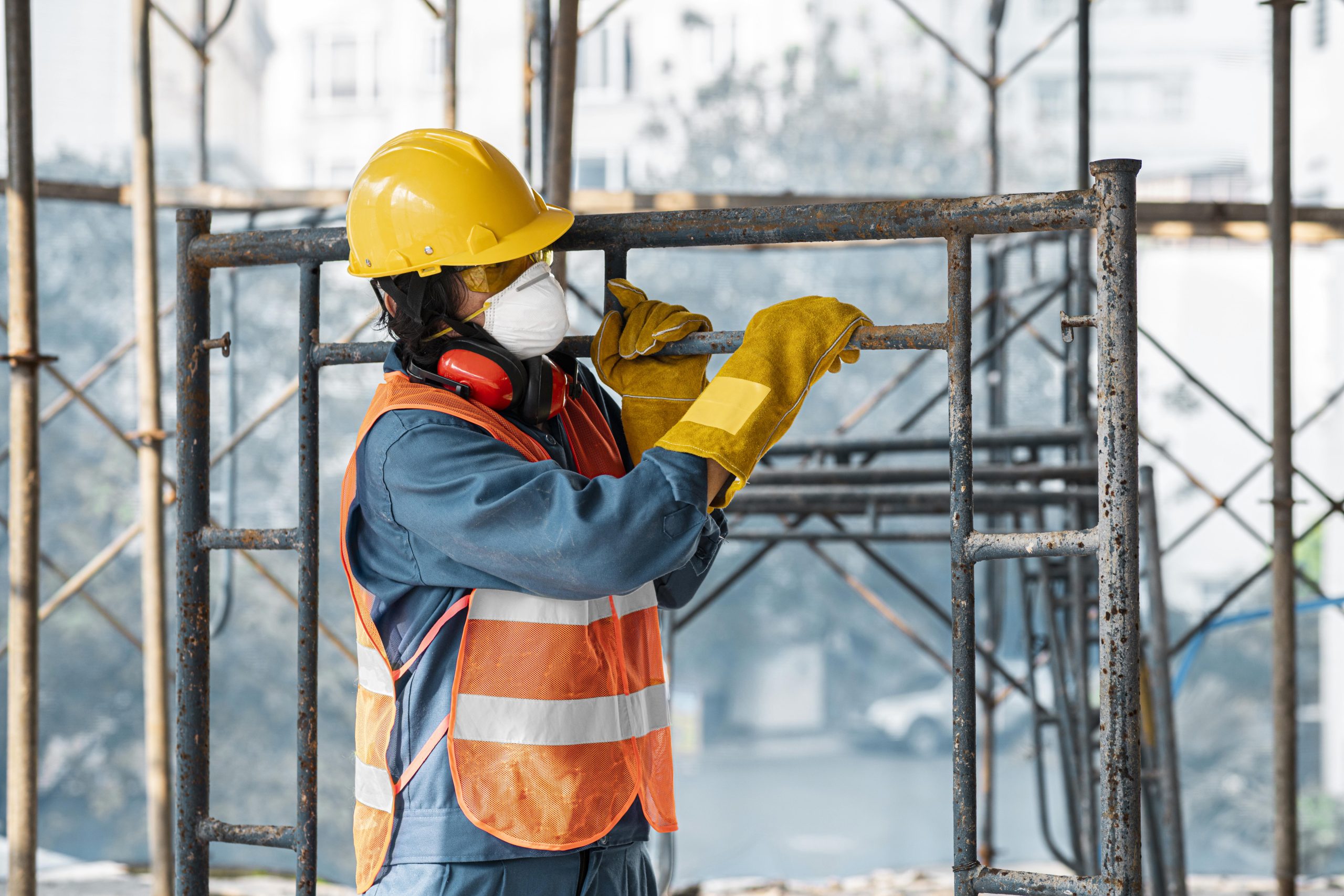 Systematic HSE management and safety protocols during Medium-Voltage Network construction.